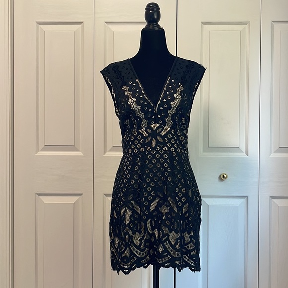 Free People | Million Lovers Lace Dress in Black - Picture 3 of 16